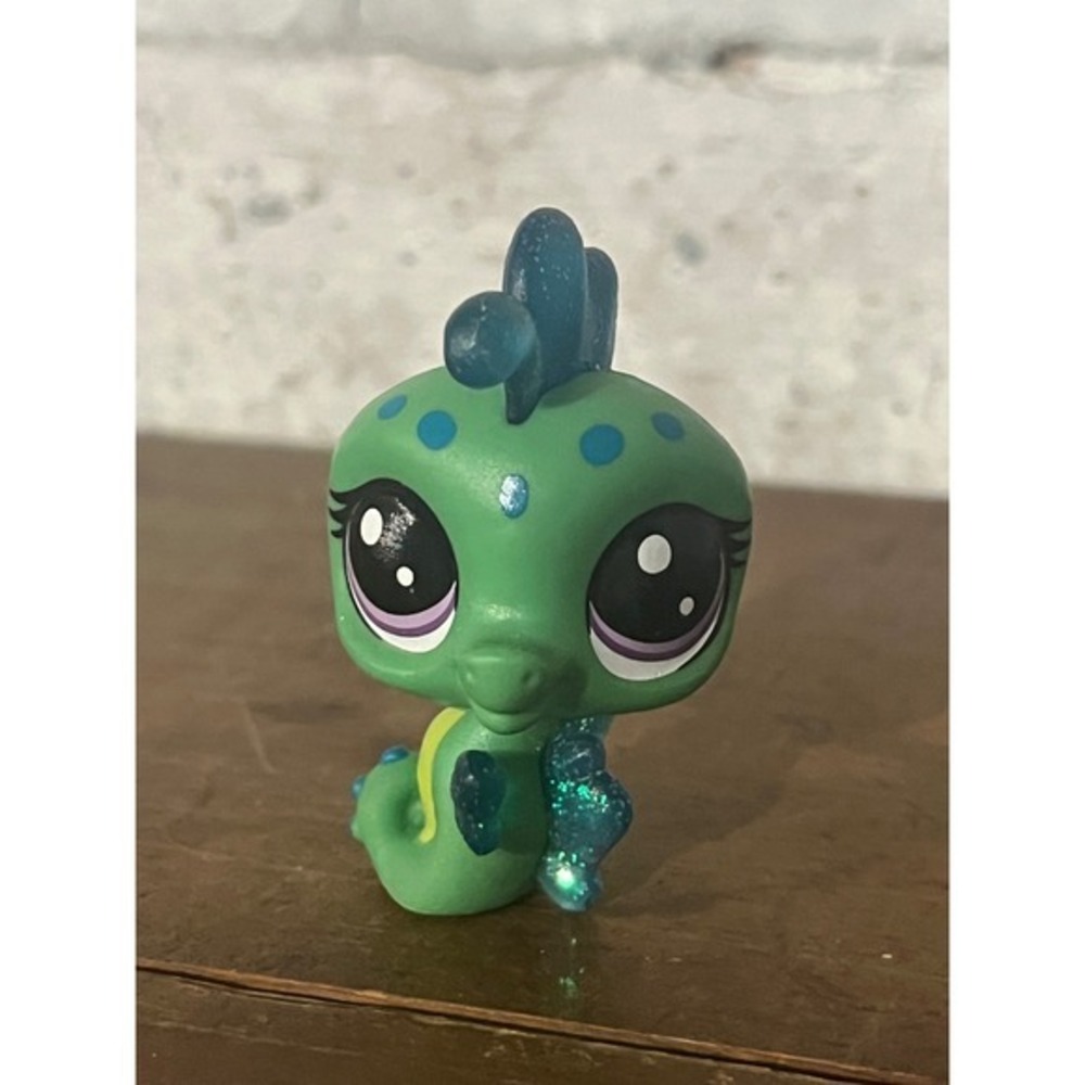 Littlest Pet Shop LPS #1-70 Sara Seahopper Green‎ Glitter Seahorse G6